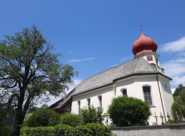 Dorfabend Marul - Musik & Tradition auf dem Dorfplatz
