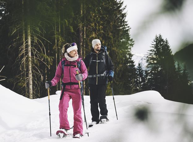 BERGaktiv Schneeschuhwanderung in die Kernzone Lutz